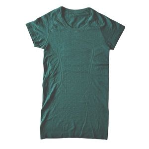 LULULEMON SWIFTY TECH Tee size 6